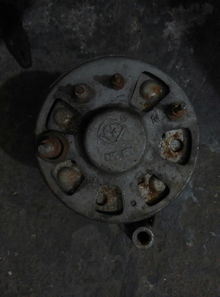 汽车发电机有四个接线柱排列顺序分别为 ,n, , f, .,加号这个接线柱最粗求大神指点