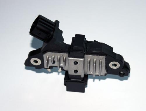 12v发电机调节器接线,调节器知识介绍